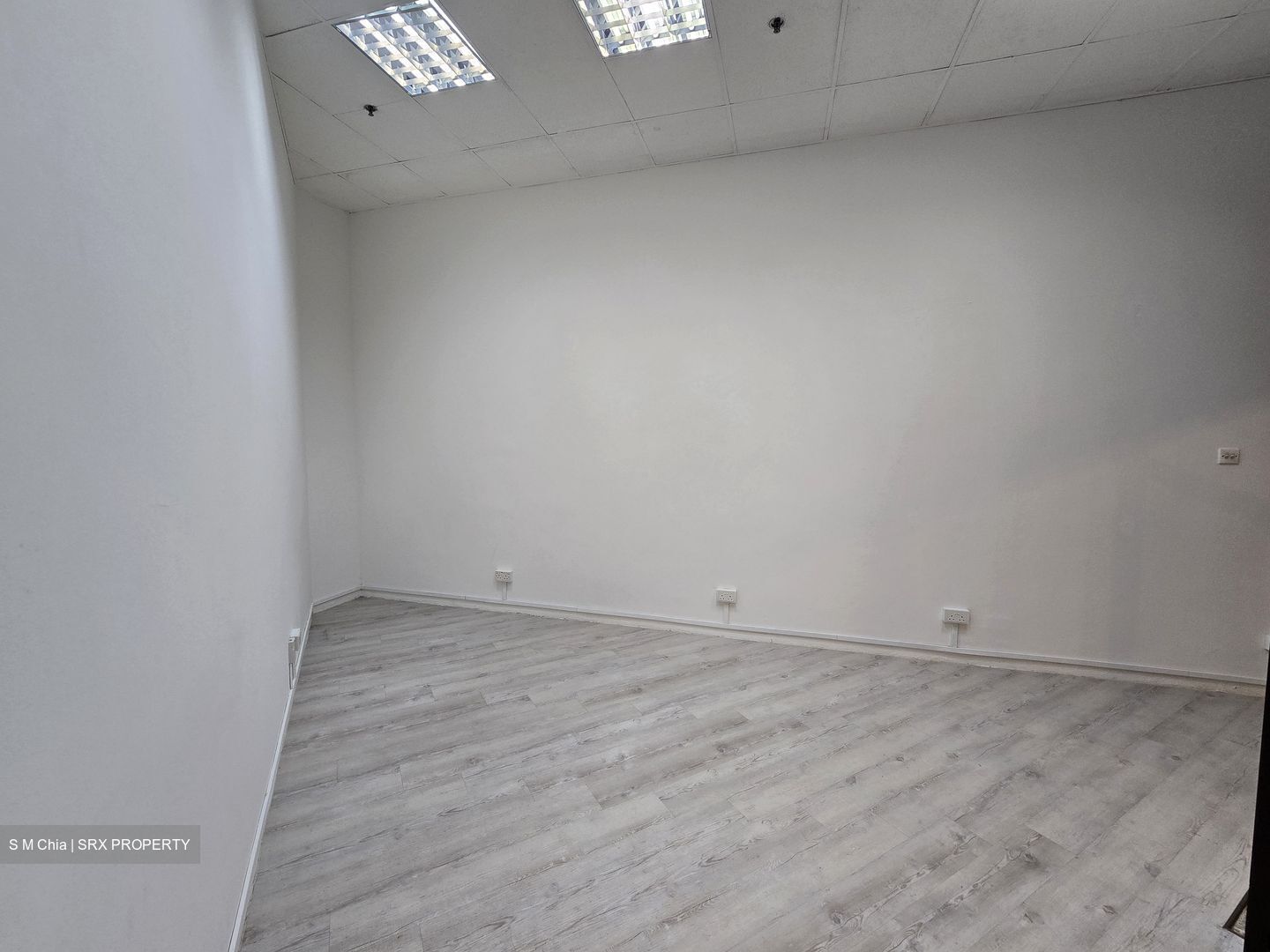 The Riverwalk / Riverwalk Apartments (D1), Office #493021221